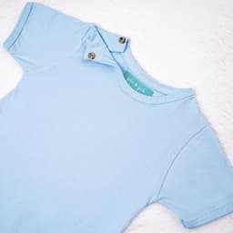 https://gdg-images.s3.sa-east-1.amazonaws.com/fotos/159152/body-manga-curta-baby-basics-azul-bebe-gg-391657.jpg